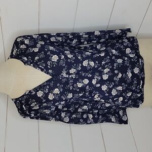 H&M mediun blue with white floral long sleeve tee